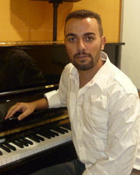 Miguel Ángel Hernández, Profesor de Canto en la Escuela de Música y Artes Glinka